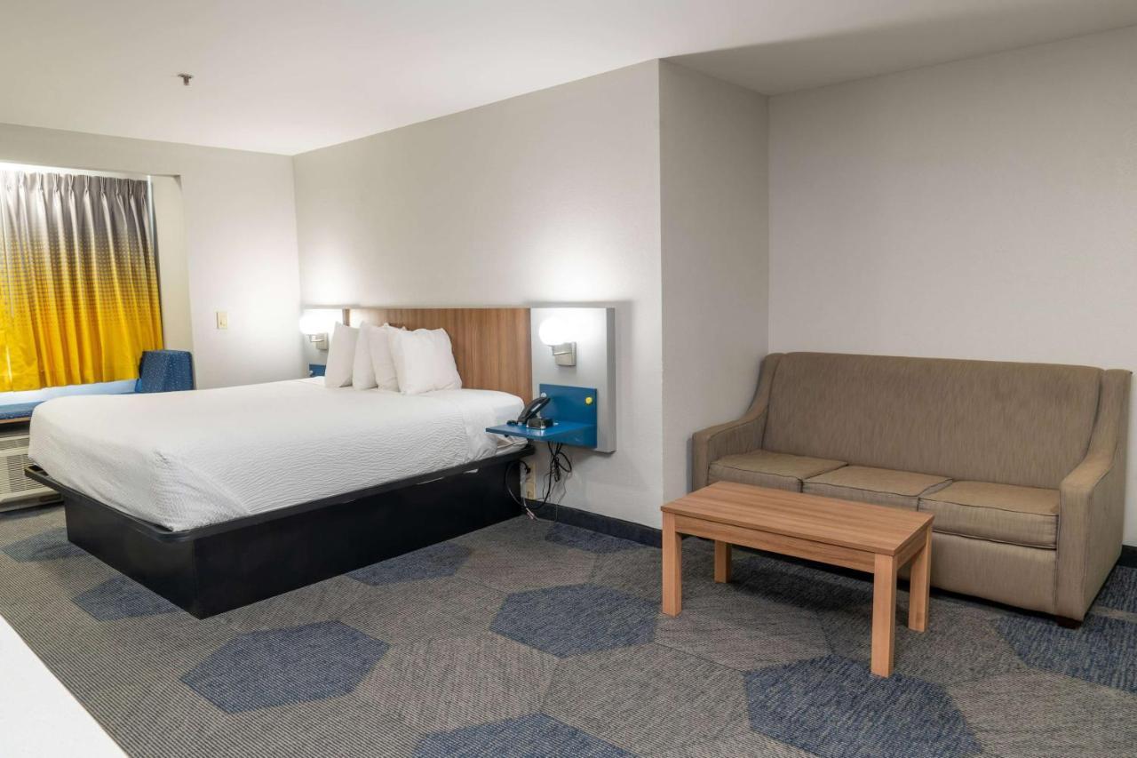 Microtel Inn & Suites By Wyndham Pigeon Forge Eksteriør bilde