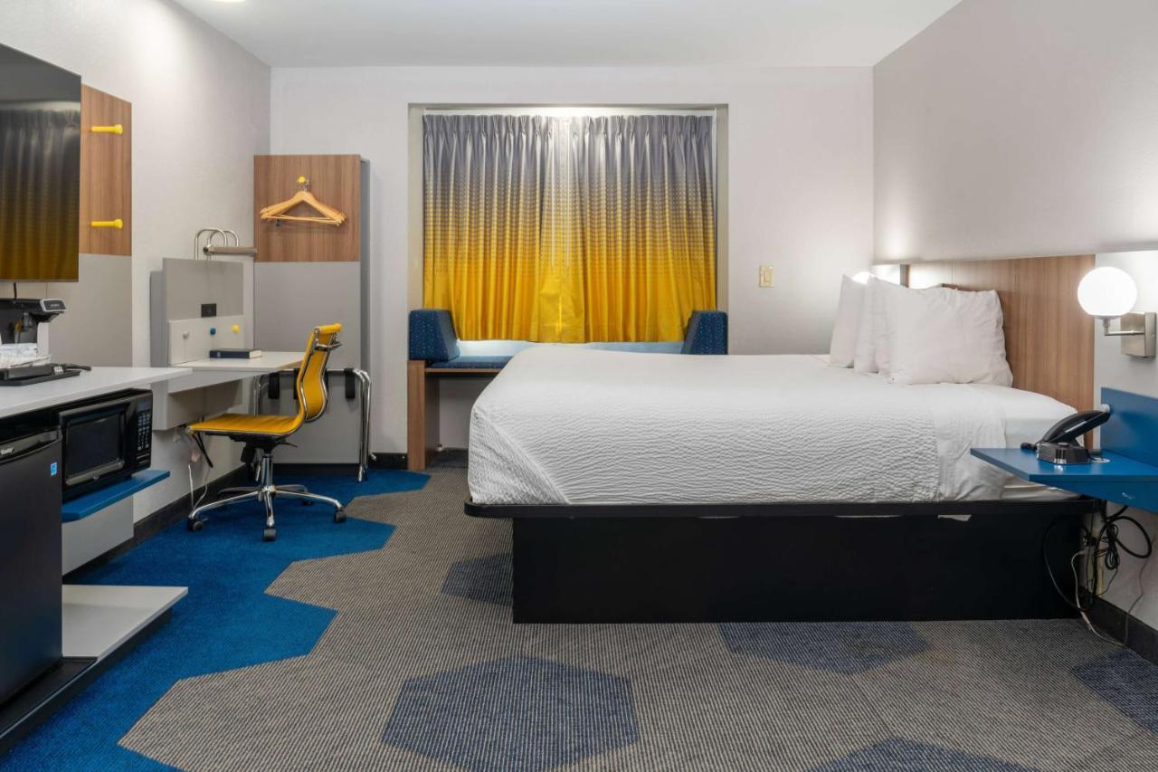 Microtel Inn & Suites By Wyndham Pigeon Forge Eksteriør bilde